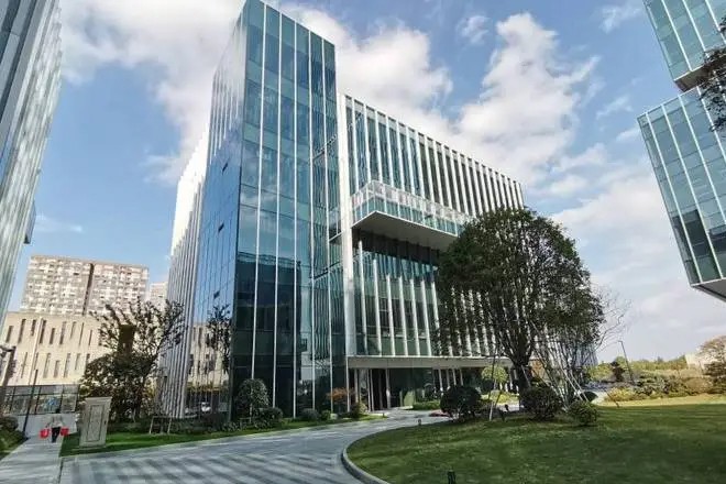 22"首建智谷上海金融科技中心招商启动，现有多种规格办公楼、实验室可供租赁"